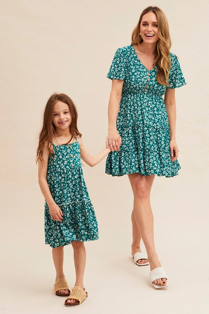 Green Ditsy Short Sleeve Floral Mini Skater Dress