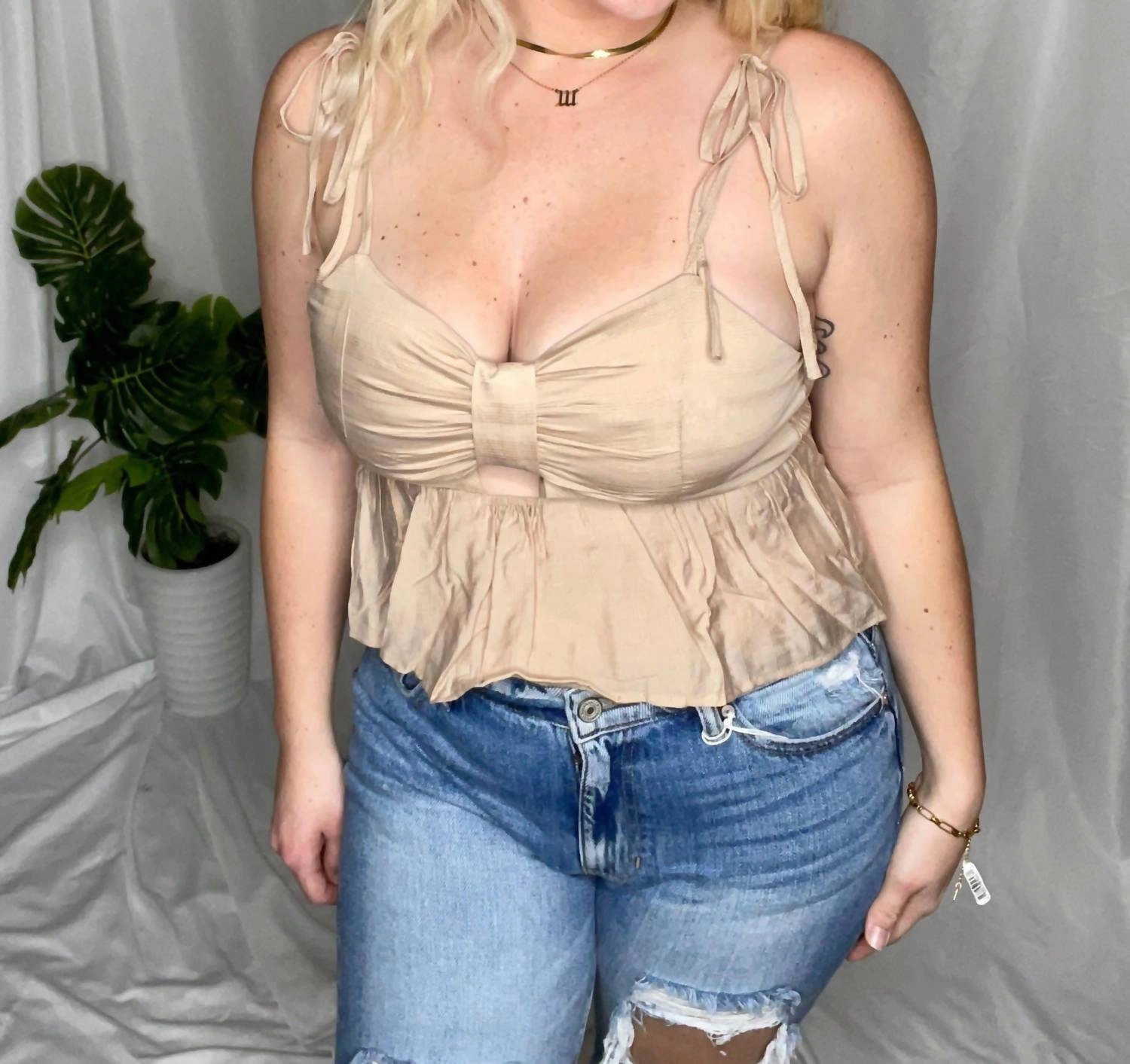 Kaity Tie Strap Crop Top In Nude